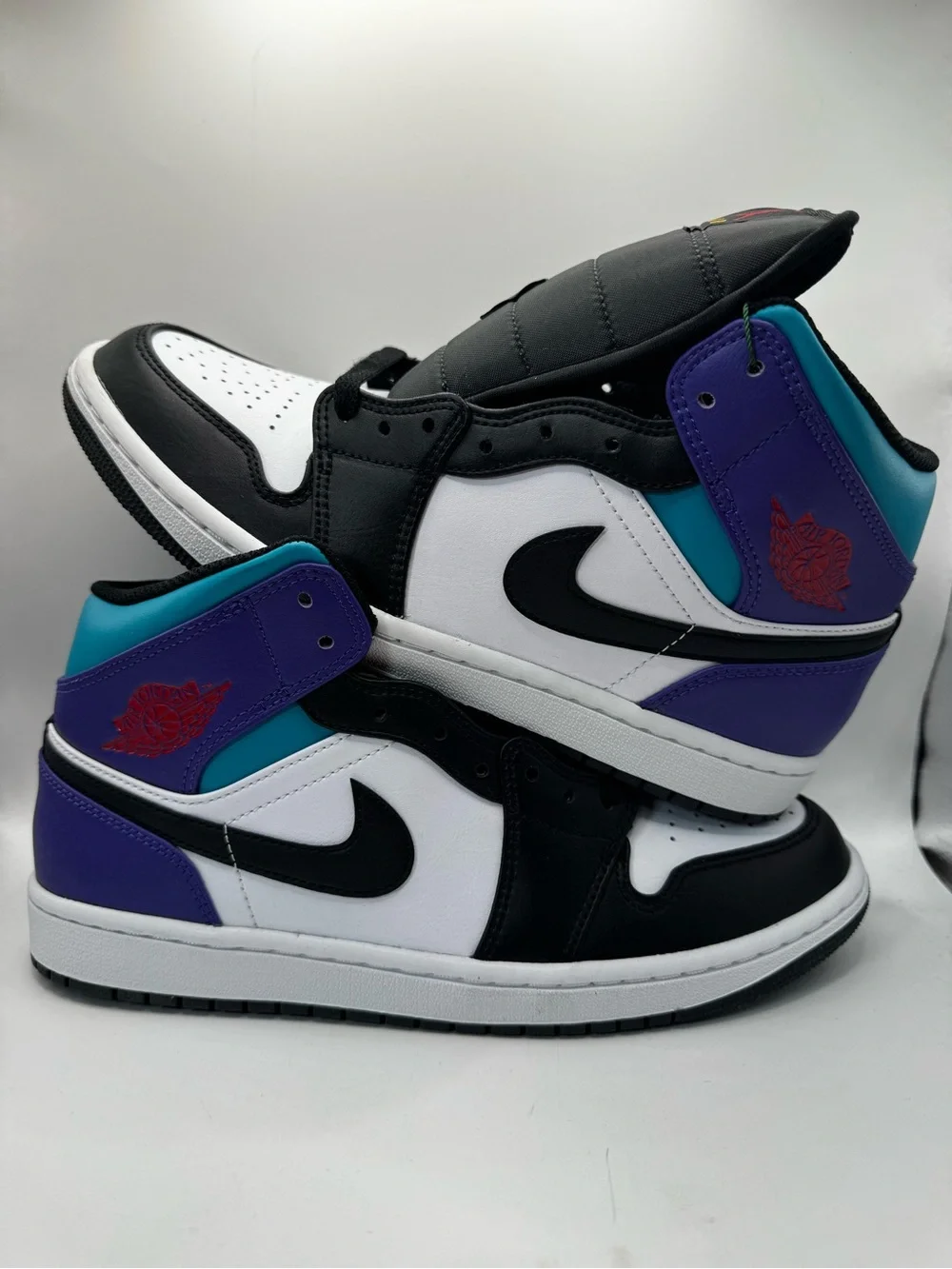 Air Jordan 1 Mid Bright Concord Aqua Purple Black DQ8426-154 Brand New Deadstock